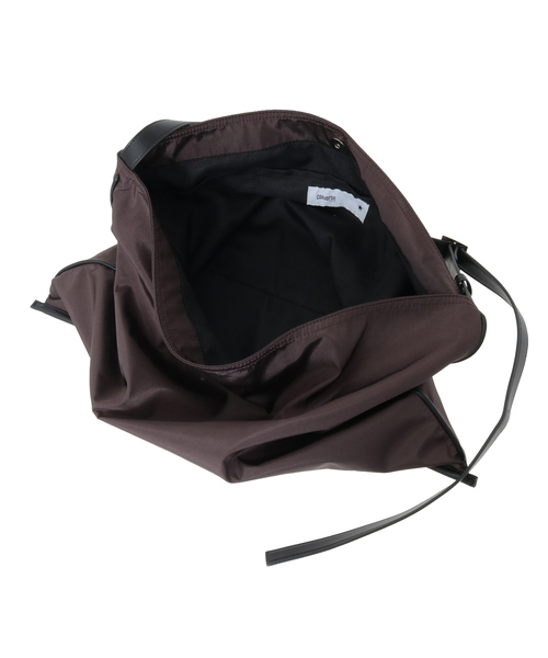 CONVERSE TOKYO(コンバーストウキョウ)の「PIPING FLAT TOTE BAG(トートバッグ・レディース・アイボリー/ブラウン/ブラック・FREE)」の11枚目の写真