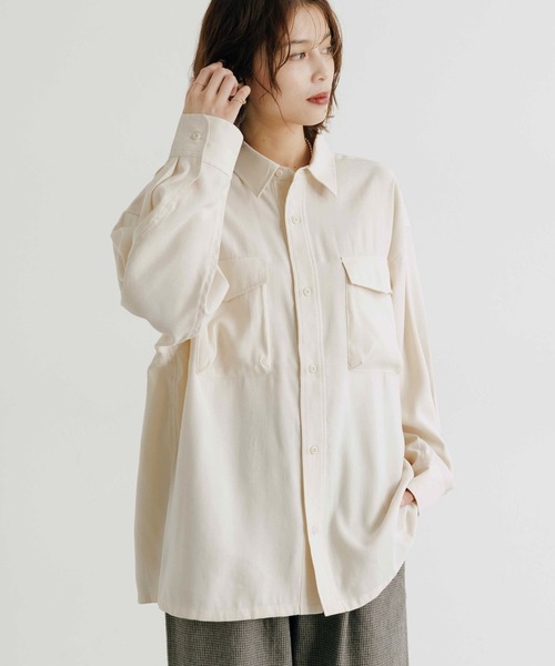 studio CLIP（スタディオクリップ）の「フィブリルツイルポケットシャツ（シャツ/ブラウス・レディース・アイボリー/カーキ/モカ・FREE）」の5枚目の写真