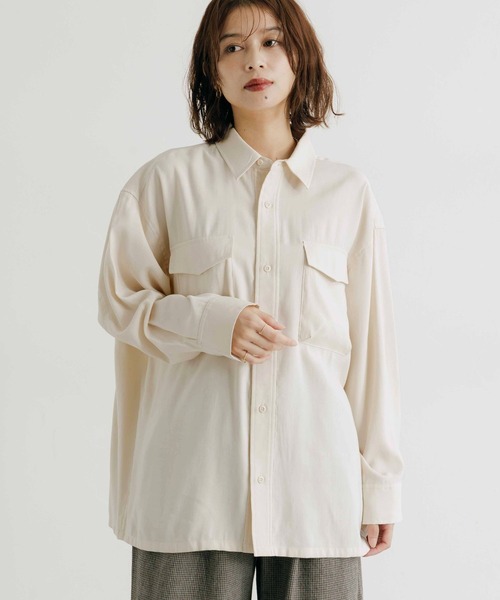 studio CLIP（スタディオクリップ）の「フィブリルツイルポケットシャツ（シャツ/ブラウス・レディース・アイボリー/カーキ/モカ・FREE）」の6枚目の写真