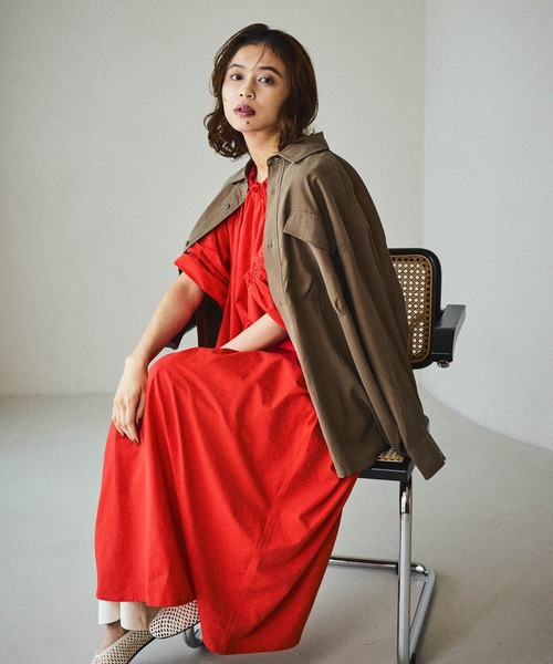 studio CLIP（スタディオクリップ）の「フィブリルツイルポケットシャツ（シャツ/ブラウス・レディース・アイボリー/カーキ/モカ・FREE）」の11枚目の写真