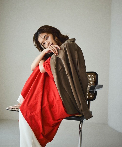 studio CLIP（スタディオクリップ）の「フィブリルツイルポケットシャツ（シャツ/ブラウス・レディース・アイボリー/カーキ/モカ・FREE）」の13枚目の写真