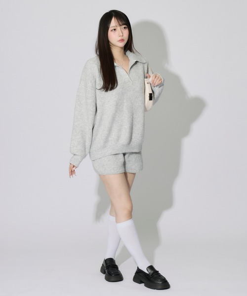 JilLA(ジルア)の「【2点セット】Waffle Polo Knit Set / ワッフルポロニットセット(セットアップ・レディース・チャコールグレー/グレー・FREE)」の15枚目の写真