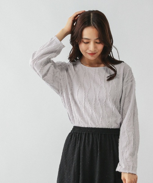 GLOBAL WORK(グローバルワーク)の「Beauteeジャガード/580844(Tシャツ/カットソー・レディース・オフホワイト/ブラック/ライトグレー・MEDIUM/LARGE)」の3枚目の写真