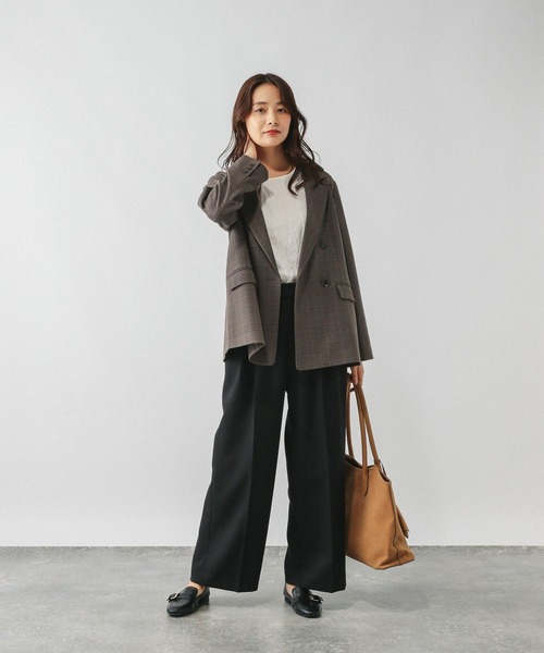 GLOBAL WORK(グローバルワーク)の「Beauteeジャガード/580844(Tシャツ/カットソー・レディース・オフホワイト/ブラック/ライトグレー・MEDIUM/LARGE)」の5枚目の写真