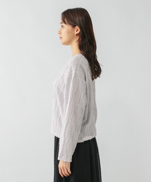 GLOBAL WORK(グローバルワーク)の「Beauteeジャガード/580844(Tシャツ/カットソー・レディース・オフホワイト/ブラック/ライトグレー・MEDIUM/LARGE)」の16枚目の写真