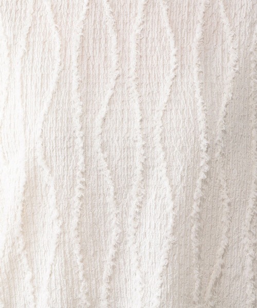 GLOBAL WORK(グローバルワーク)の「Beauteeジャガード/580844(Tシャツ/カットソー・レディース・オフホワイト/ブラック/ライトグレー・MEDIUM/LARGE)」の22枚目の写真