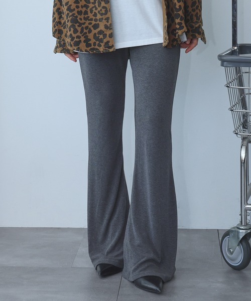 Ampirula(アンピルーラ)の「ウエストゴム フレアパンツ ストレッチ リラックス(その他パンツ・レディース・ブラック/チャコールグレー・FREE)」の1枚目の写真