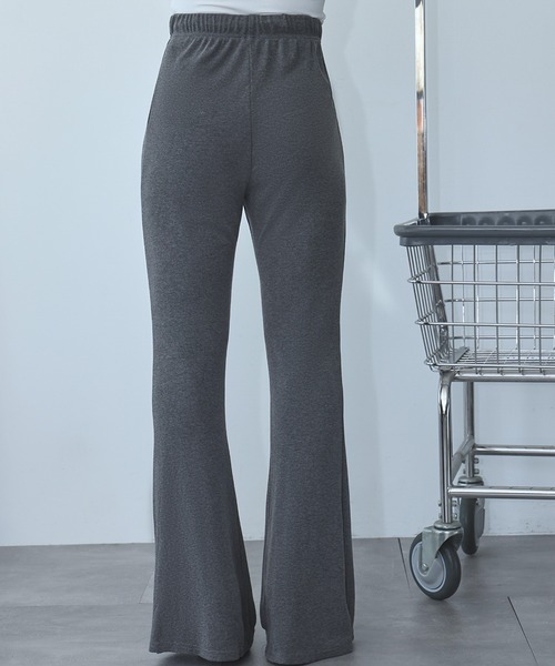 Ampirula(アンピルーラ)の「ウエストゴム フレアパンツ ストレッチ リラックス(その他パンツ・レディース・ブラック/チャコールグレー・FREE)」の16枚目の写真