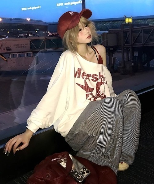 lilful(リルフル)の「フェイクレイヤード ヴィンテージナンバリングロゴトップス(Tシャツ/カットソー・レディース・ホワイト・M/L)」の2枚目の写真
