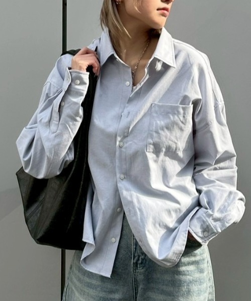 Chikashitsu +（チカシツプラス）の「【Chikashitsu +】cropped basic shirt / 【チカシツプラス】クロップドベーシック長袖シャツ <着用動画あり>（シャツ/ブラウス・メンズ・ホワイト/ブラック/スカイブルー/グレー・ONE SIZE）」の3枚目の写真