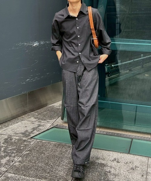 Chikashitsu +（チカシツプラス）の「【Chikashitsu +】cropped basic shirt / 【チカシツプラス】クロップドベーシック長袖シャツ <着用動画あり>（シャツ/ブラウス・メンズ・ホワイト/ブラック/スカイブルー/グレー・ONE SIZE）」の19枚目の写真