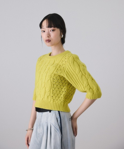 ADAM ET ROPE'（アダムエロペ）の「【サステナブル】ケーブルハーフスリーブニット（ニット/セーター・レディース・イエロー系その他/チャコールグレー/オフホワイト・FREE）」の10枚目の写真