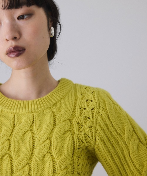 ADAM ET ROPE'（アダムエロペ）の「【サステナブル】ケーブルハーフスリーブニット（ニット/セーター・レディース・イエロー系その他/チャコールグレー/オフホワイト・FREE）」の11枚目の写真