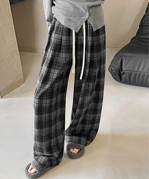 MAISON DE THERESE（メゾン ド テレーズ）の「チェック ハイウエストワイドパンツ（その他パンツ・レディース・ブラック/ブラウン/ネイビー・S/M/L）」の4枚目の写真