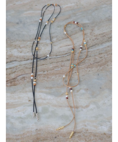 Ungrid（アングリッド）の「ウッドコンビフェイクレザーネックレス（ネックレス・レディース・ブラック/ブラウン・FREE）」の10枚目の写真