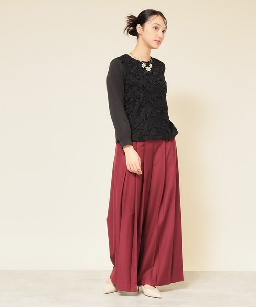 Sunauna(スーナウーナ)の「【モールレース/セットアップ可】パフスリーブブラウス(シャツ/ブラウス・レディース・オフホワイト/ブラック/ダークウッド・38/40)」の10枚目の写真