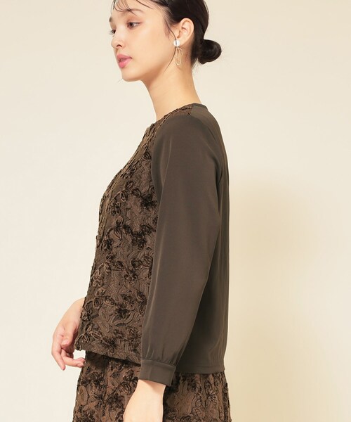 Sunauna(スーナウーナ)の「【モールレース/セットアップ可】パフスリーブブラウス(シャツ/ブラウス・レディース・オフホワイト/ブラック/ダークウッド・38/40)」の18枚目の写真