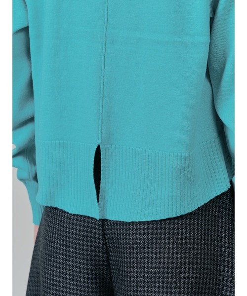 TEVALT（ヴァレット）の「バックスリットカシミアニットトップス（ニット/セーター・レディース・ネイビー/ライトグレー/レッド/グリーン・38）」の16枚目の写真