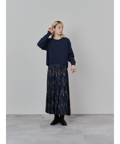 TEVALT（ヴァレット）の「バックスリットカシミアニットトップス（ニット/セーター・レディース・ネイビー/ライトグレー/レッド/グリーン・38）」の8枚目の写真