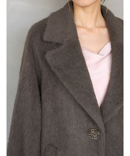 SNIDEL（スナイデル）の「ブローチ付きシャギーロングコート（チェスターコート・レディース・ライトベージュ/ライトブルー/チャコールグレー・0/1）」の13枚目の写真