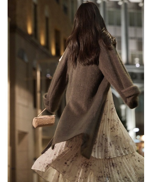 ブローチ付きシャギーロングコート（チェスターコート）｜SNIDEL