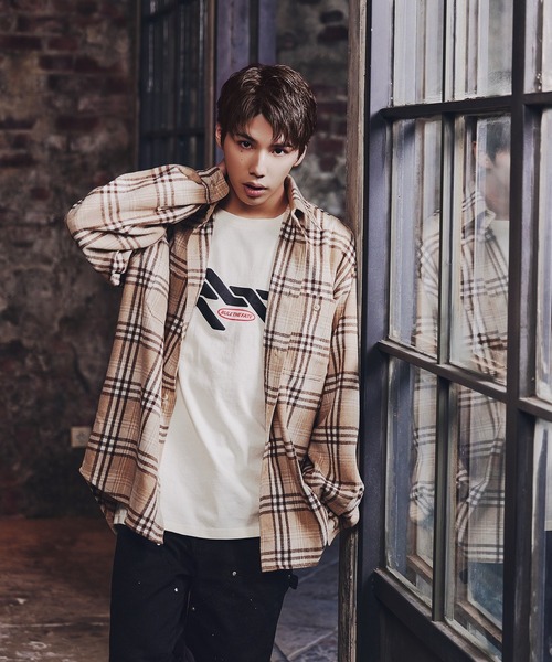 RULE THE FATE(ルールザフェイト)の「RTF FIRE PATTERN LONG SLEEVE TEE/ファイアーパターンロングスリーブTシャツ(Tシャツ/カットソー・メンズ・ブラック/ベージュ・2/1/0)」の1枚目の写真
