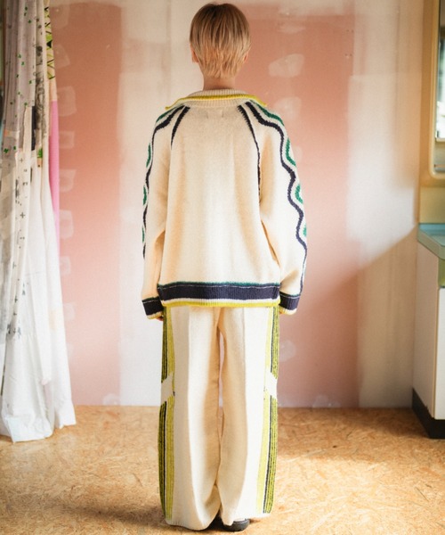 PAMM（パム）の「ホームウェアのニットトラックジャケット（ニット/セーター・レディース・ブラック/ダークブラウン/ホワイト・2/3）」の9枚目の写真