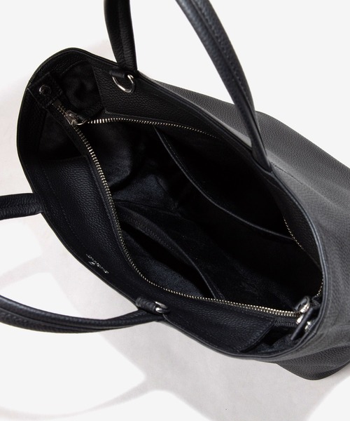 GUIONNET(ギオネ)の「【2WAY】 撥水レザー ミニトートバッグ ショルダーストラップ付 ギオネ(トートバッグ・レディース・ブラック・FREE)」の16枚目の写真