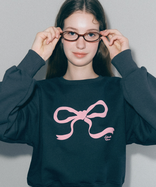 RONRON(ロンロン)の「EMBO HEART RIBBON CROP SWEATSHIRTS CHARCOAL PINK(スウェット・レディース・その他・FREE)」の1枚目の写真