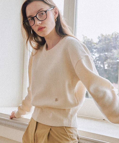 RONRON（ロンロン）の「V NECK BALLOON KNIT PULLOVER IVORY（ニット/セーター・レディース・その他・FREE）」の3枚目の写真
