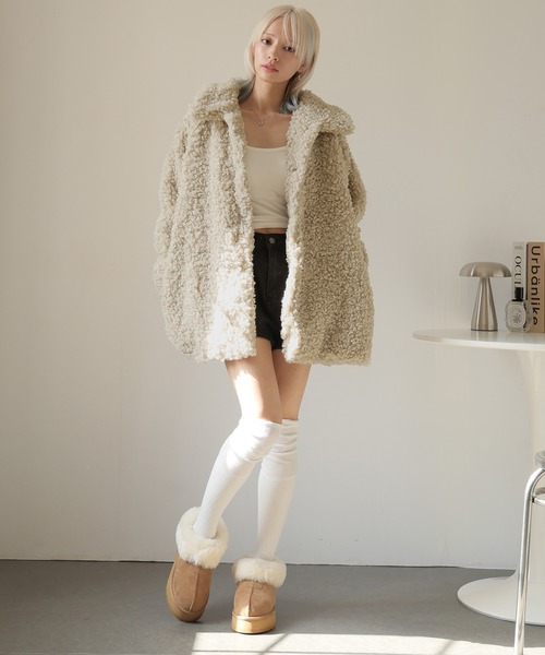 Ulysses（ユリシス）の「襟付きテディーボアファーコート（その他アウター・レディース・ベージュ/モカ・F）」の14枚目の写真