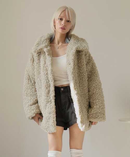 Ulysses（ユリシス）の「襟付きテディーボアファーコート（その他アウター・レディース・ベージュ/モカ・F）」の20枚目の写真