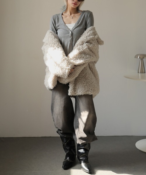 Ulysses（ユリシス）の「襟付きテディーボアファーコート（その他アウター・レディース・ベージュ/モカ・F）」の6枚目の写真