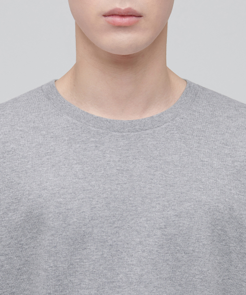 MUSINSA STANDARD（ムシンサスタンダード）の「レイヤードクルーネックTシャツ_ロング丈 [ミディアムグレー]（Tシャツ/カットソー・メンズ・その他・SMALL/MEDIUM/X-SMALL）」の4枚目の写真