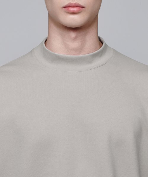 MUSINSA STANDARD（ムシンサスタンダード）の「ポンテモックネック長袖Tシャツ[マッシュルーム]（Tシャツ/カットソー・メンズ・その他・SMALL/MEDIUM/LARGE/X-LARGE/XX-LARGE/XXX-LARGE）」の5枚目の写真