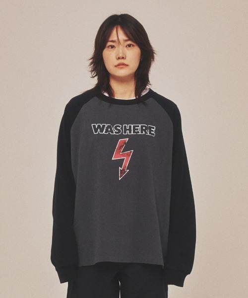 Teem Store（チームストア）の「WAS HERE T-SHIRTS / ラグランンスリーブフロントロゴロンT（Tシャツ/カットソー・レディース・ブラック/グレー・F）」の12枚目の写真