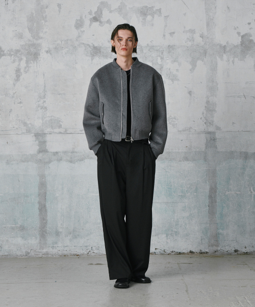 GLW(ジーエルダブリュ)の「ヘビーウェイトラウンドブルゾングレー(ブルゾン・レディース・その他・SMALL/MEDIUM/LARGE)」の2枚目の写真