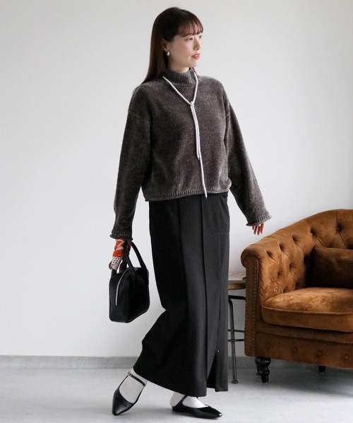 cepo（セポ）の「ベロアモールモックネックニットプルオーバー（ニット/セーター・レディース・チャコール/オフホワイト/イエロー/ミント/ネイビー・M）」の9枚目の写真