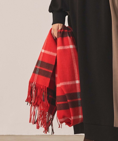 TWEED MILL（ツイードミル）の「ＴＷＥＥＤＭＩＬＬチェック②（ストール/ショール・レディース・レッド系/ブルー系・FREE）」の10枚目の写真