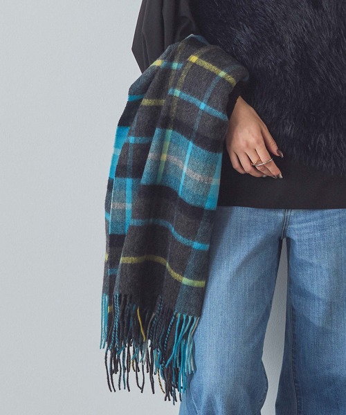 TWEED MILL（ツイードミル）の「ＴＷＥＥＤＭＩＬＬチェック②（ストール/ショール・レディース・レッド系/ブルー系・FREE）」の22枚目の写真