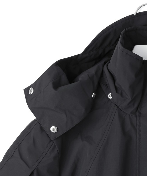 GANNI(ガニー)の「【GANNI(ガニー)】Ripstop Tri-Layer Parka Coat(モッズコート・レディース・ブラック/ブルー系その他・36)」の18枚目の写真