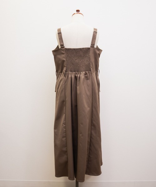 CLETTE(クレット)の「CLETTEオリジナルトレンチデザインワンピース(ワンピース・レディース・ブラック/ブラウン/ベージュ・LL/3L/4L)」の19枚目の写真