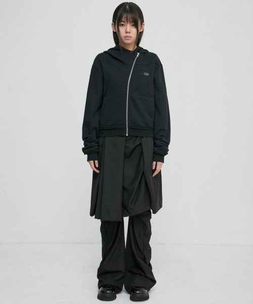 FLAREUP（フレアアップ）の「Asymmetrical Zip Hoodie (FL-199_Black)（パーカー・レディース・ブラック・OS）」の6枚目の写真