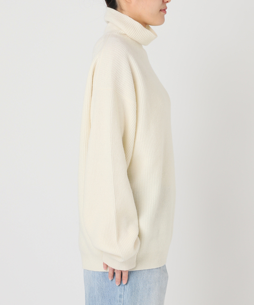 Plage LOOSE TURTLE NECK プルオーバー　ホワイト セール】LOOSE TURTLE NECK プルオーバー（ニット/セーター）｜Plage