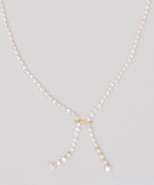 Spick & Span（スピックアンドスパン）の「EO / イオ Pearl & PC ロングネックレス（ネックレス・レディース・ゴールド・FREE）」の2枚目の写真