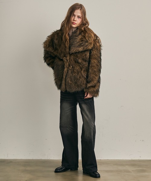 Clum(クルム)の「ワイドショールカラーエコファーブルゾン(その他アウター・レディース・パープル系/ブラウン系・SMALL/MEDIUM)」の13枚目の写真