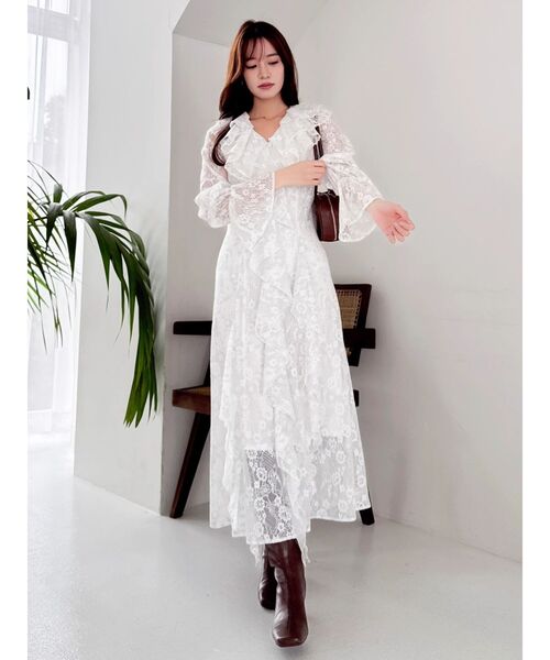 dazzlin(ダズリン)の「レースガウンワンピース(ワンピース・レディース・オフホワイト/ブルー・SMALL/MEDIUM)」の4枚目の写真