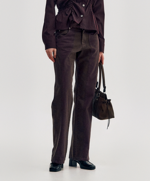 KIMZISU(キムジス)の「Two-Tone Straight Washed Pants _ BROWN(デニムパンツ・レディース・ブラウン・S/M/L)」の2枚目の写真