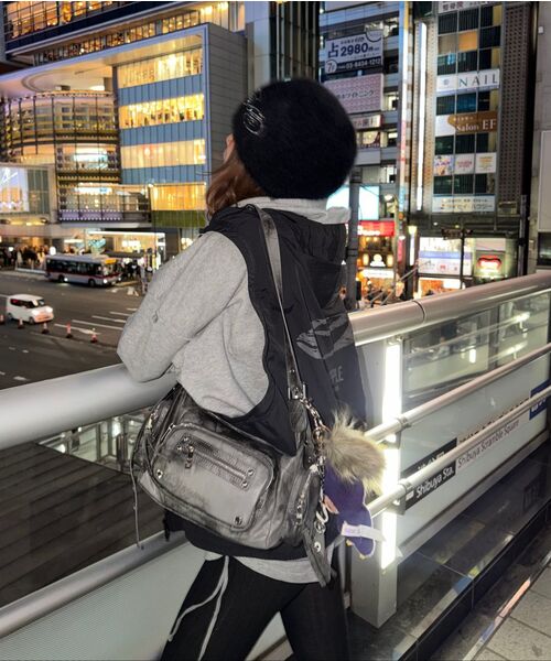 BLACKPURPLE(ブラックパープル)の「ベントルナイロンウィンドブレーカージャケット Vantor Nylon Windbreaker Jacket_Black(ナイロンジャケット・レディース・ブラック・FREE)」の16枚目の写真
