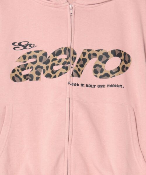 ８(eight)（エイト）の「総柄ロゴプリントZIPパーカー（パーカー・メンズ・グレー/ピンク/ブラック・MEDIUM/LARGE）」の4枚目の写真